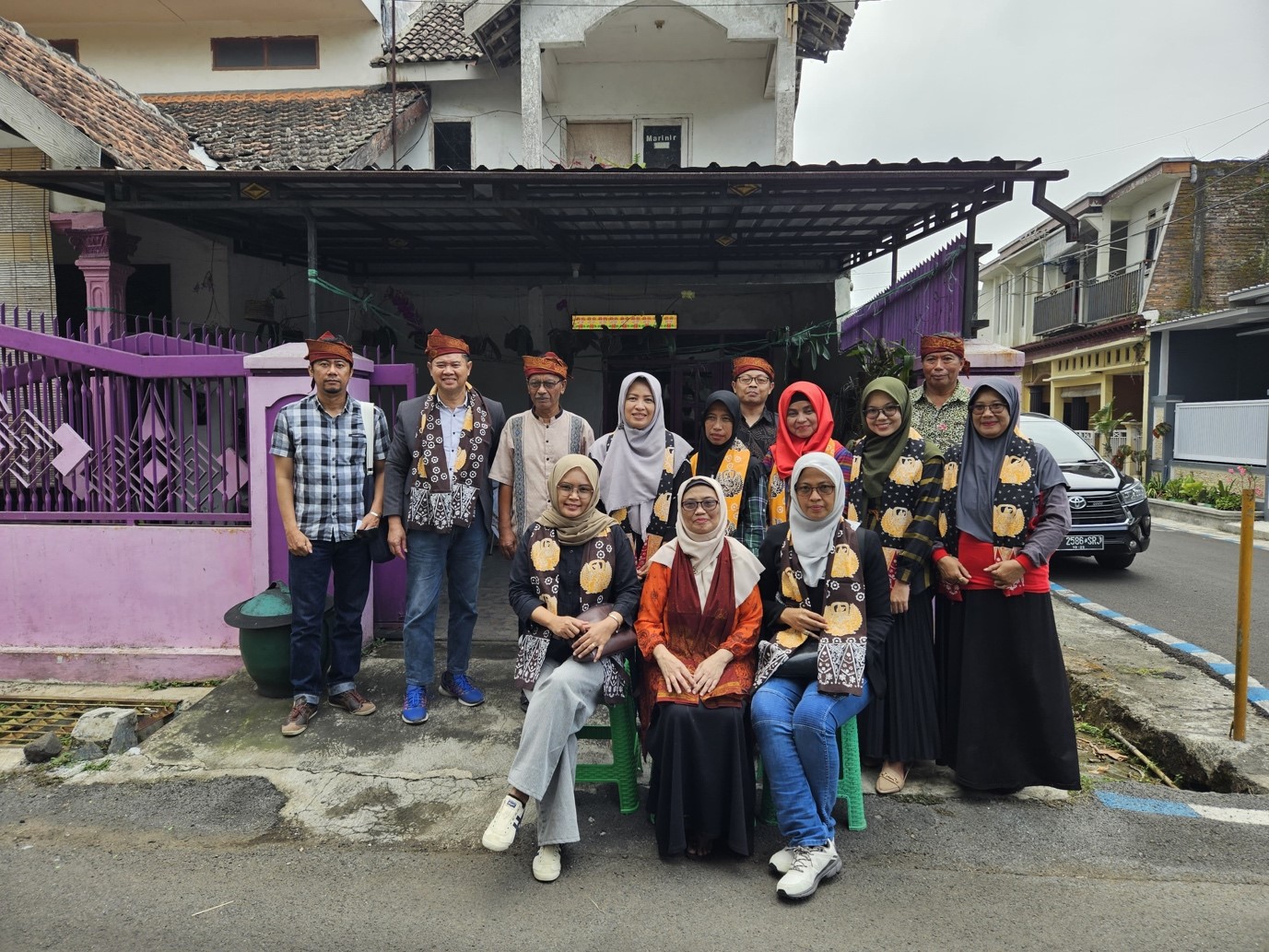 Kunjungan di Batik Tulis “ Regol” di Kalirejo Kecamatan Lawang Kabupaten Malang