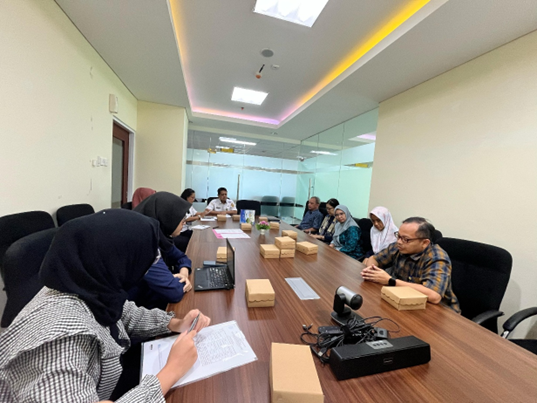 PSP-KUMKM LPPM UNS BERKUNJUNG KE DINAS KOPERASI, USAHA KECIL DAN MENENGAH, DAN PERDAGANGAN KABUPATEN SUKOHARJO